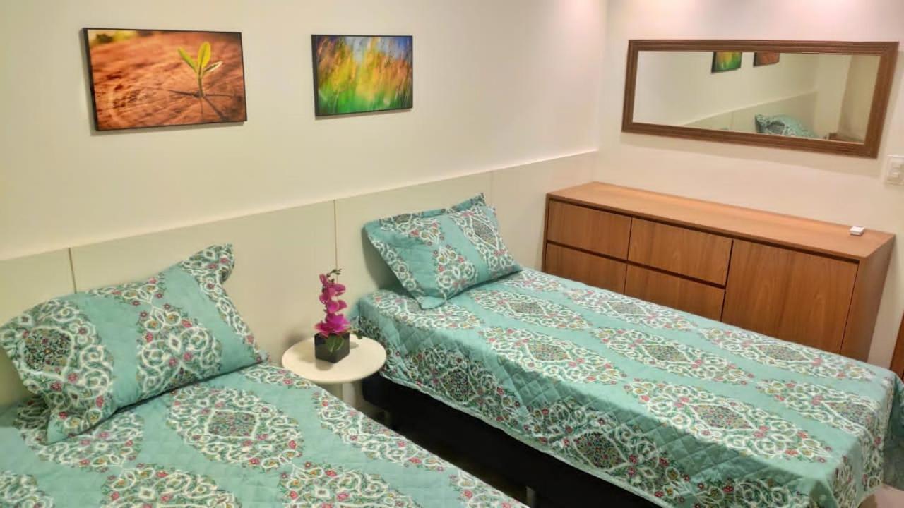 Guarajuba Porto Smeralda Village C02, Terreo - Guarajuba Temporada, Viva Mais De Uma Experiencia De Hospedagem Conosco! 130M Da Praia Eksteriør bilde